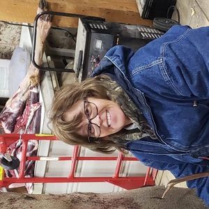 Meet your Posher, Beverly